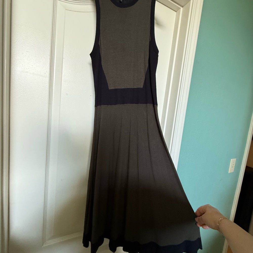 Knit sleeveless A-line dress